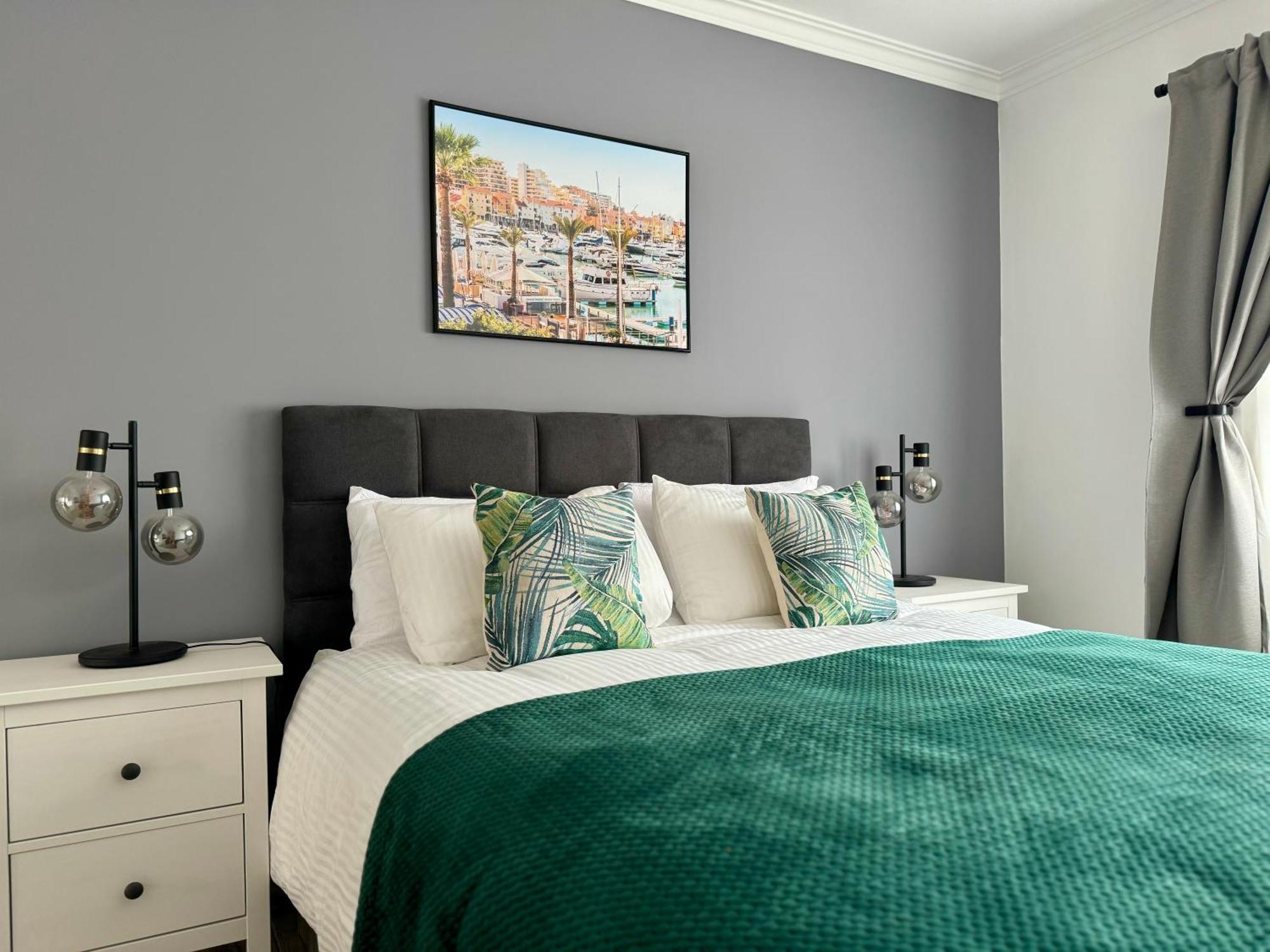 Princess Retreat Beautiful Modern Aprt 2 Min Walk From Quarteira Beach Экстерьер фото