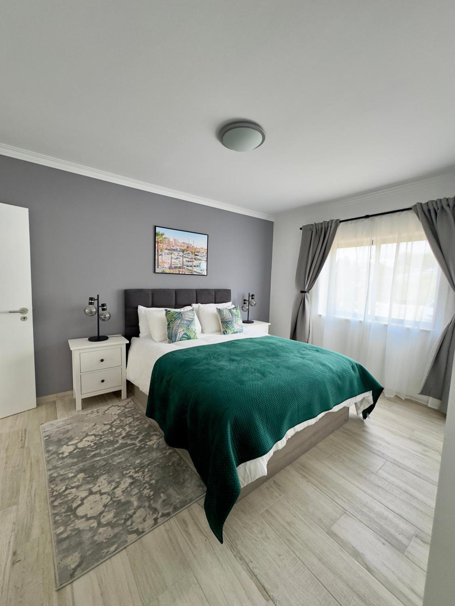 Princess Retreat Beautiful Modern Aprt 2 Min Walk From Quarteira Beach Экстерьер фото